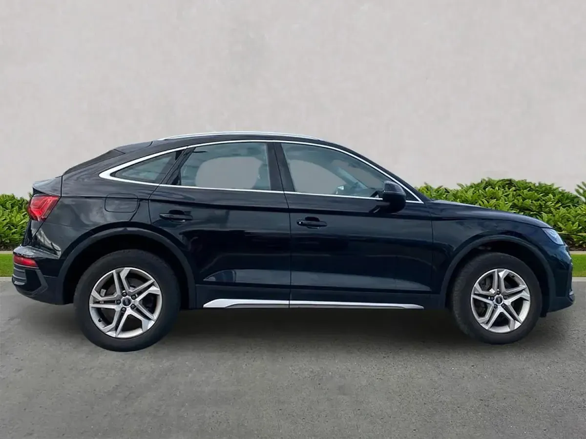 Used Audi Q5 Sportback Sport 265 HP (194 kW) 2021 Black SUV