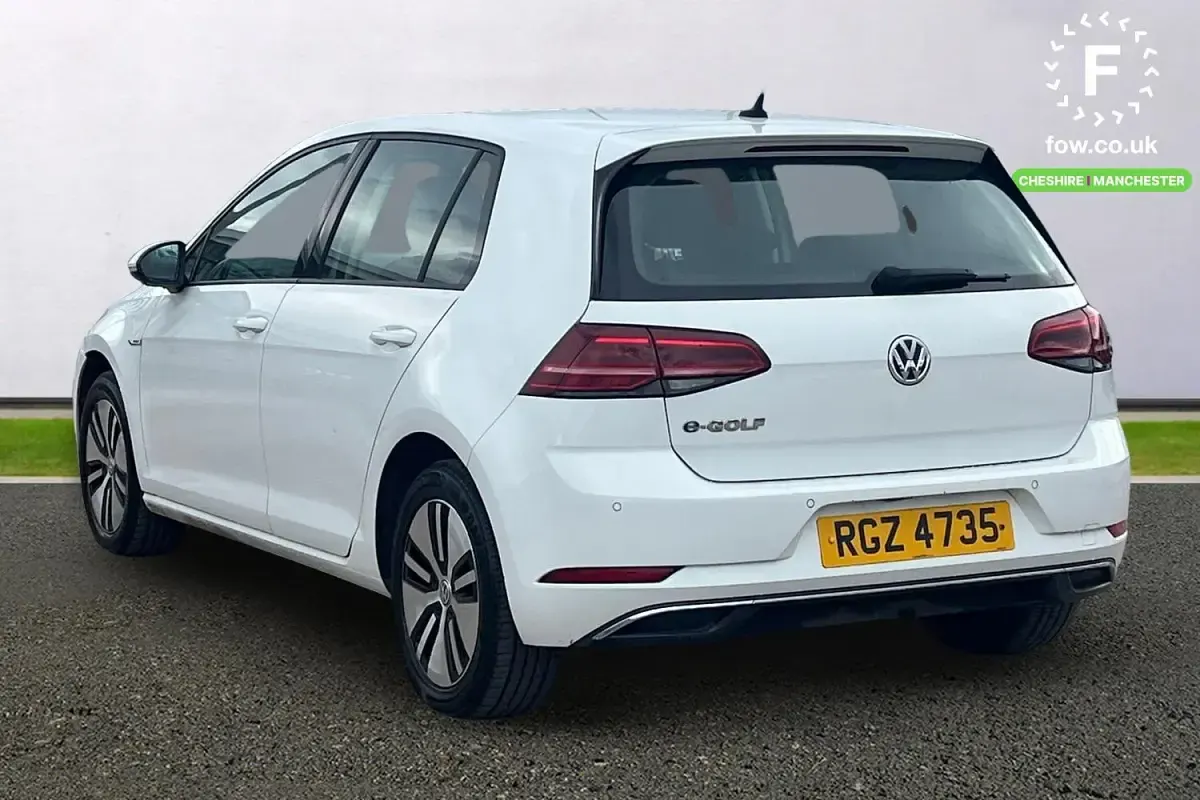 Used VW e-Golf 99 kW (135 HP) 2019 White Hatchback
