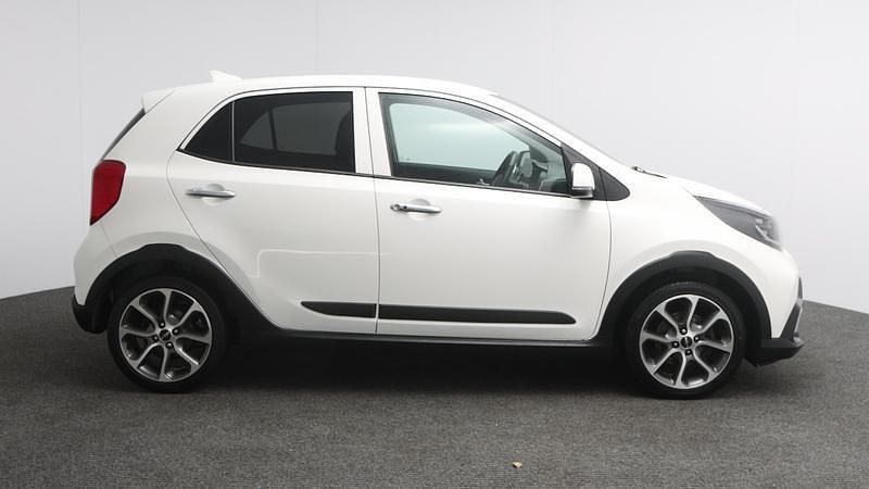 Used Kia Picanto X-Line 66 HP (48 kW) 2023 White Hatchback