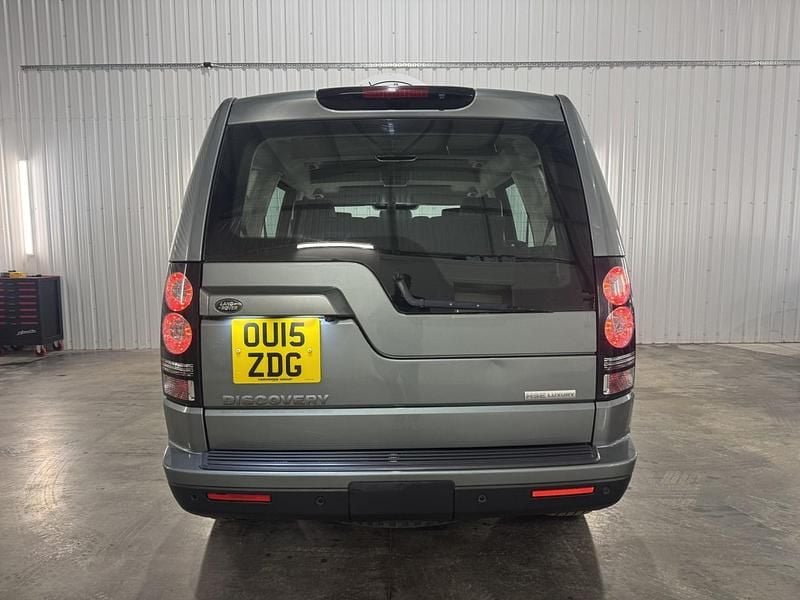 Used Land Rover Discovery 4 HSE Luxury 256 HP (188 kW) 2015 Grey SUV