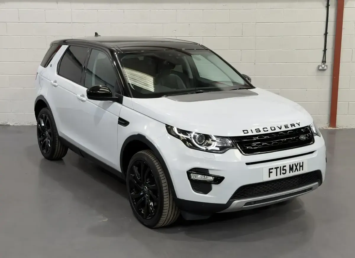 Used Land Rover Discovery Sport HSE Luxury 2015 White SUV
