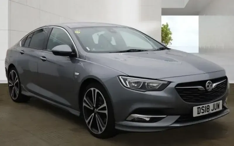 Used Vauxhall Insignia SRi 170 HP (125 kW) 2018 Hatchback