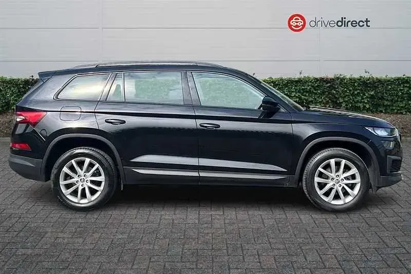 Second-hand Skoda Kodiaq SE 150 CP (110 kW) 2023 Negru SUV
