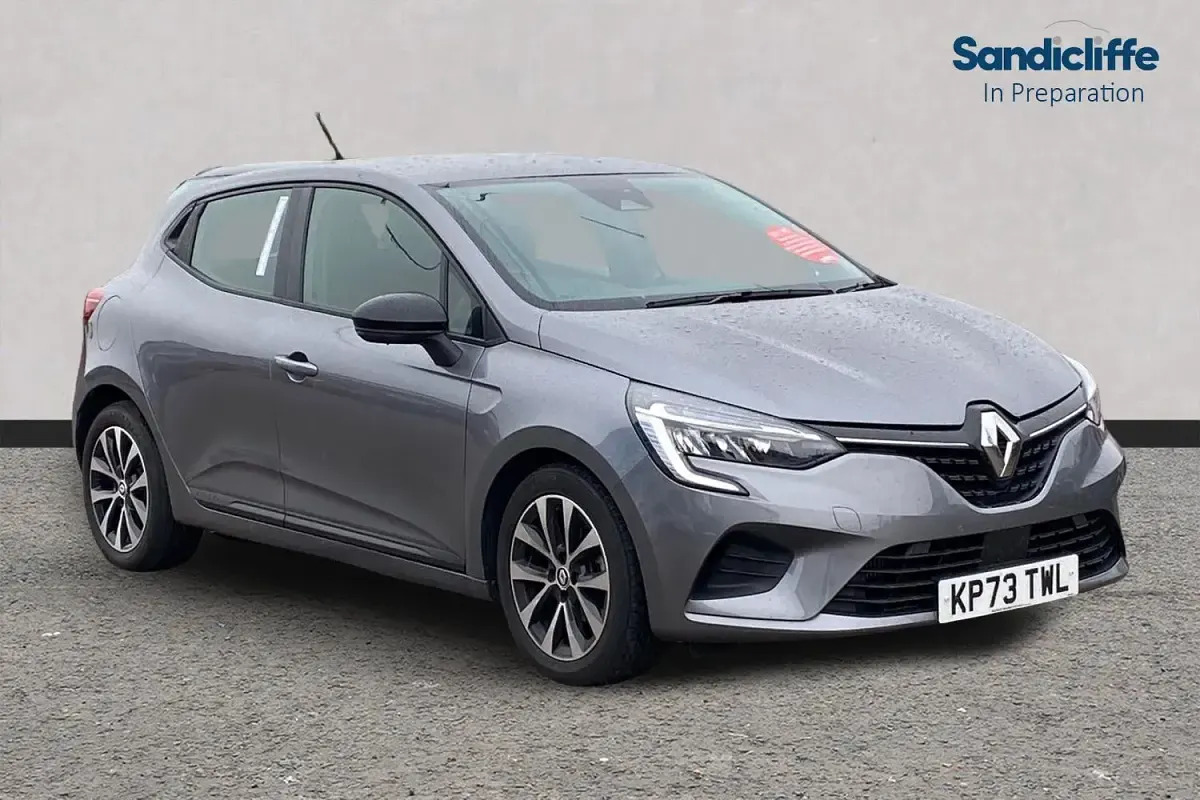 Used Renault Clio Evolution 90 HP (66 kW) 2022 Hatchback