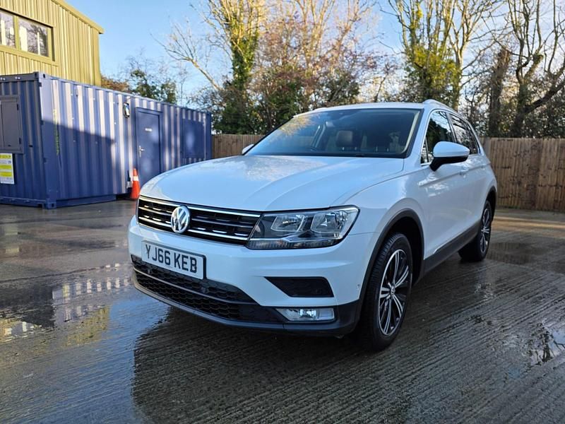 Used VW Tiguan SE 150 HP (110 kW) 2017 White SUV