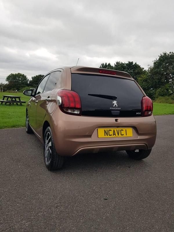 Used Peugeot 108 Allure 82 HP (60 kW) 2014 Bronze Hatchback