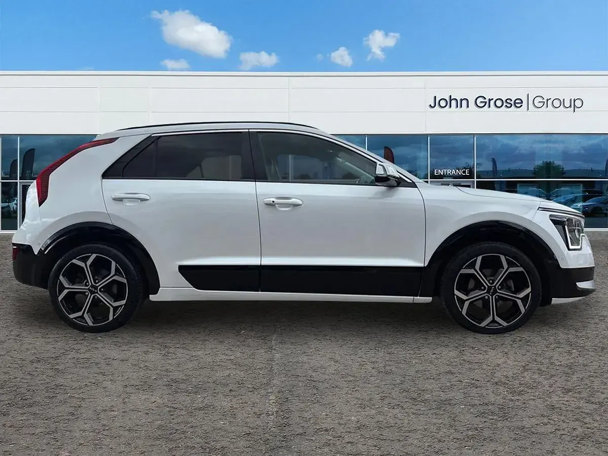 Used Kia Niro 2022 White SUV
