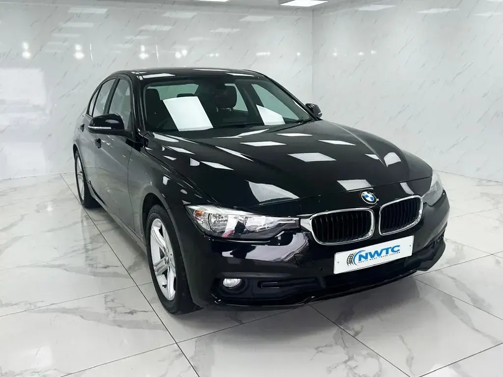 Used BMW 318 Lifestyle 136 HP (100 kW) 2016 Black Sedan