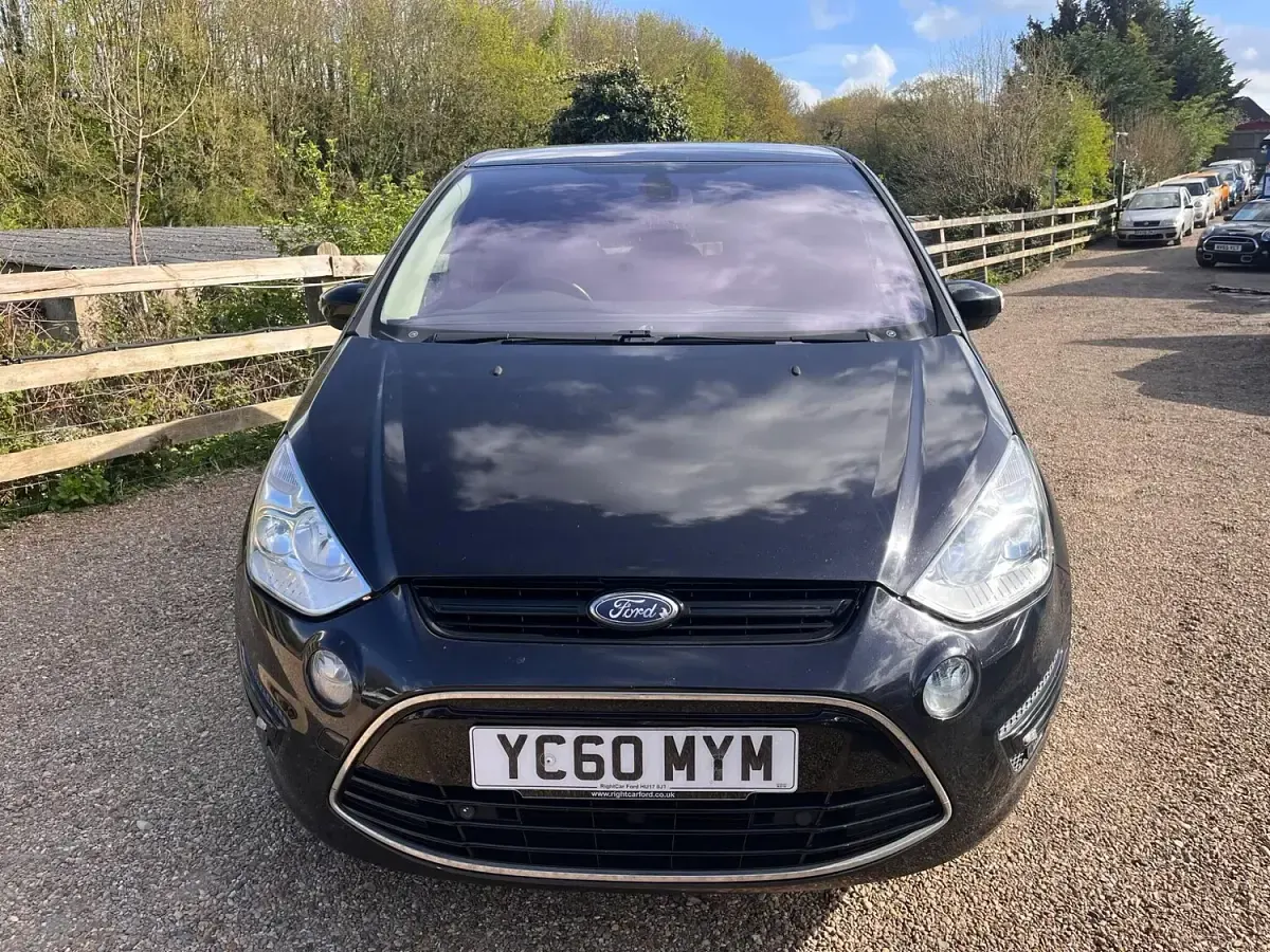 Used Ford S-MAX Titanium 140 HP (102 kW) 2010 Black MPV