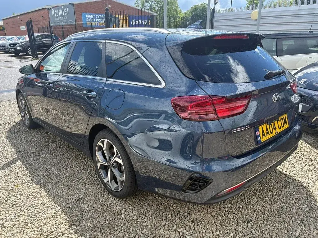 Used Kia Ceed Sportswagon 158 HP (116 kW) 2021 Blue Estate