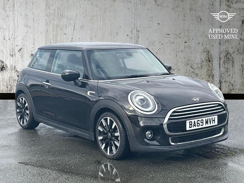 Black Used 2019 Mini Cooper Exclusive Hatchback | £16,104 (Fair price) - Image 1/4