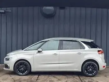 Gebraucht Citroën C4 Feel 131 PS (96 kW) 2019 Beige SUV