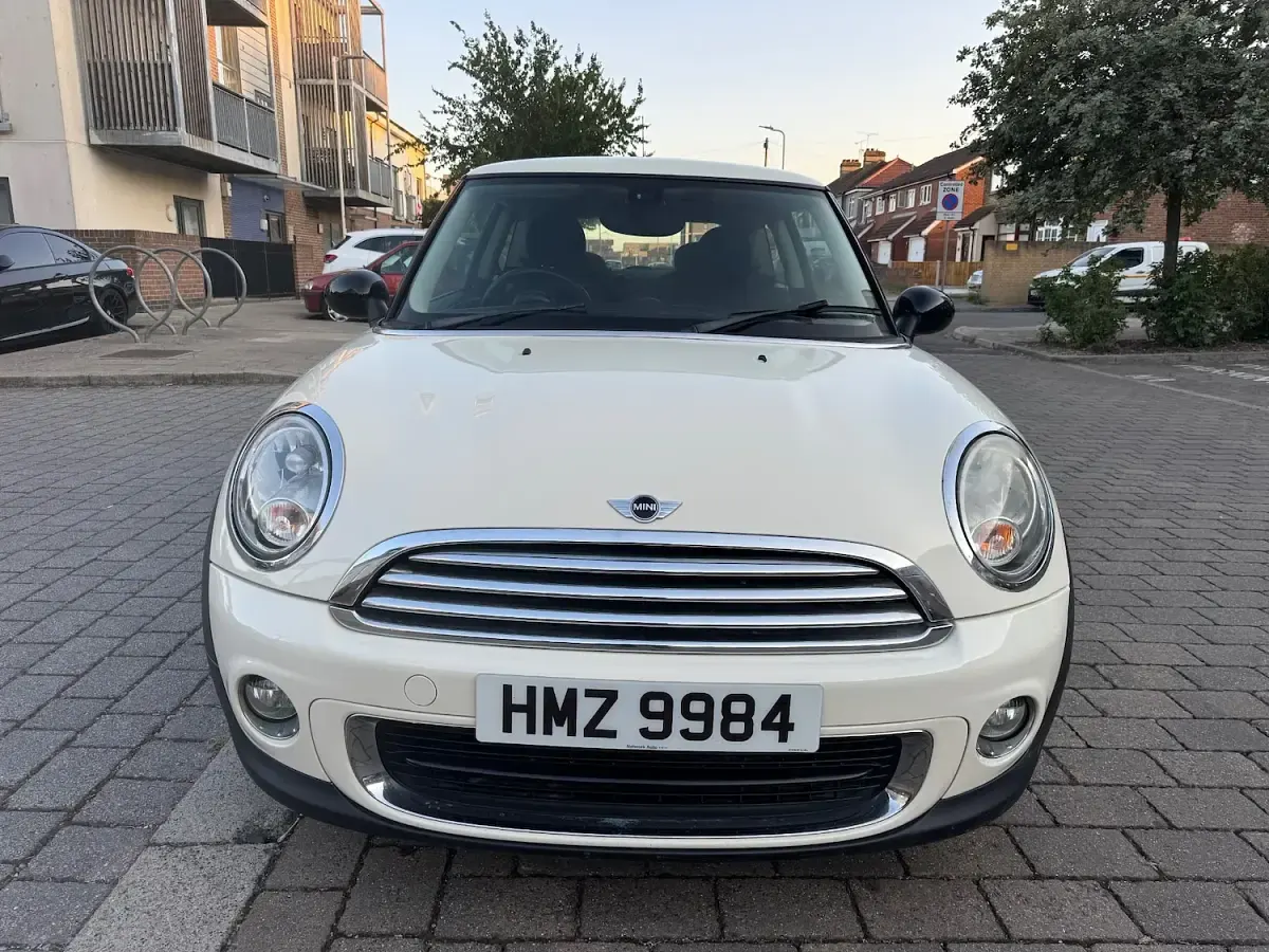 Used Mini ONE Hatch 2013 White Hatchback