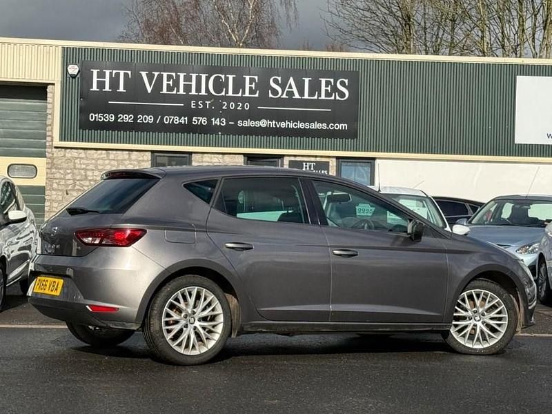 Used Seat Leon SE Dynamic 110 HP (80 kW) 2016 Grey Hatchback