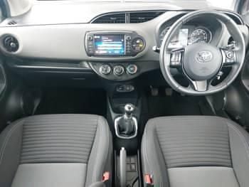 Used Toyota Yaris 111 HP (81 kW) 2019 Grey Hatchback