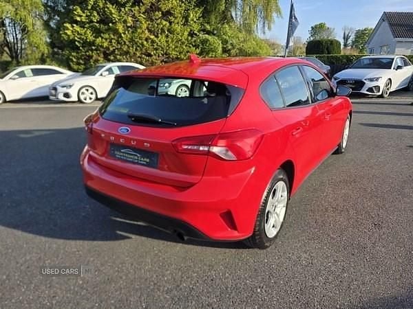 Used Ford Focus Style 95 HP (69 kW) 2019 Red Hatchback