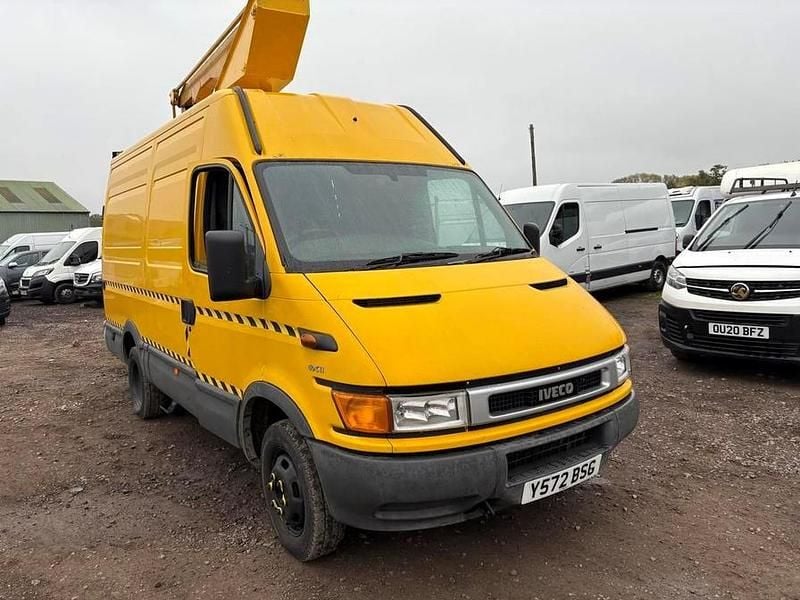 Yellow Used 2001 Iveco Daily | £2,995 (Fair price) - Image 1/4