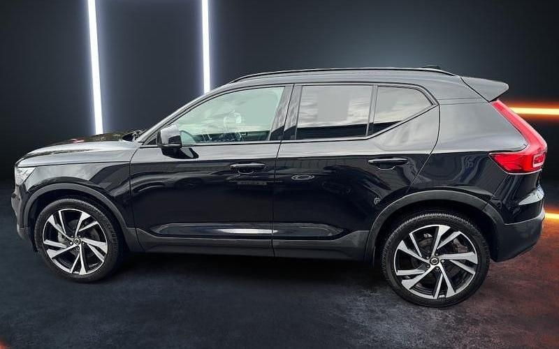 Used Volvo XC40 R-Design Pro 197 HP (144 kW) 2021 Black SUV