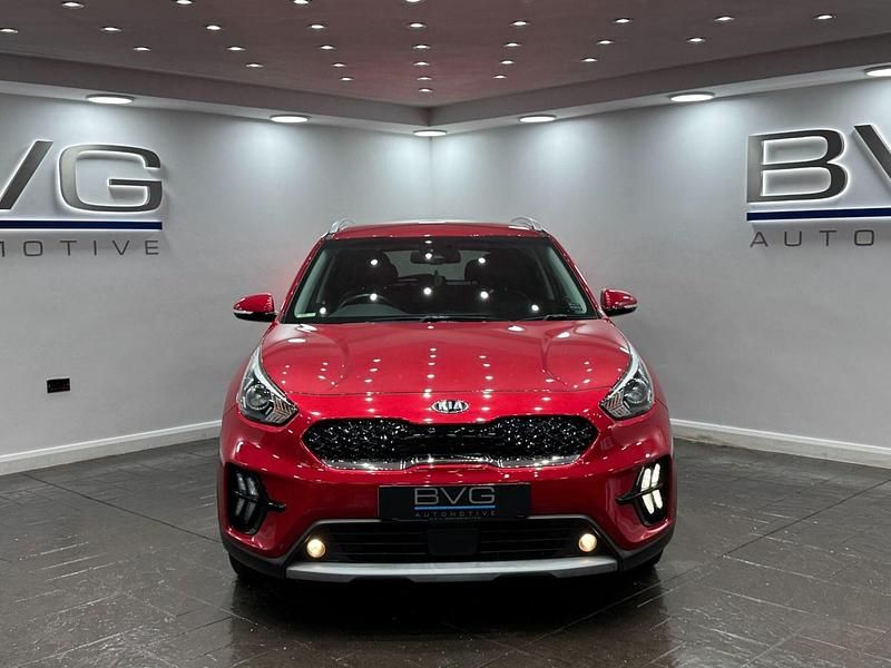 Used Kia Niro 141 HP (103 kW) 2020 Red SUV