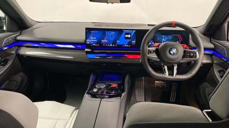 Used BMW M5 Comfort Edition 717 HP (527 kW) 2025 Blue Estate