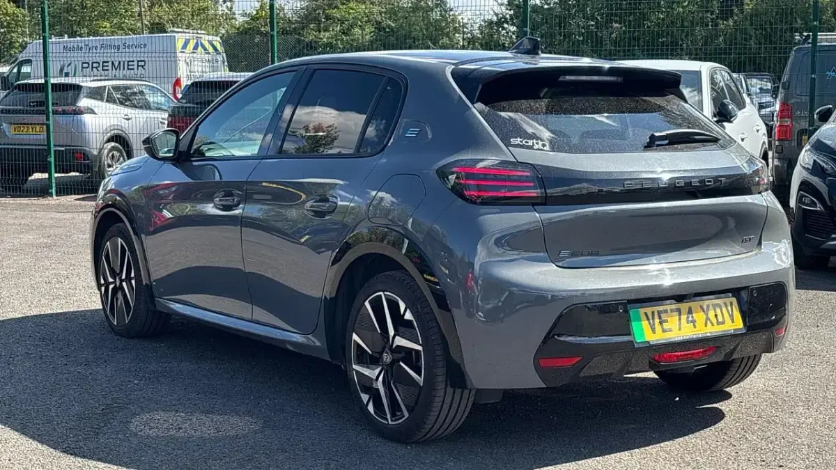 Used Peugeot e-208 GT 98 kW (134 HP) 2025 Grey Hatchback