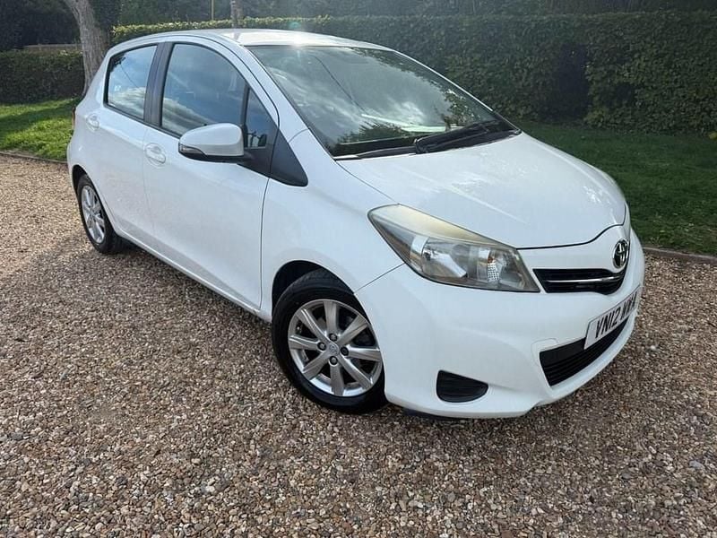 White Used 2012 Toyota Yaris Hatchback | £2,995 (Fair price) - Image 1/4