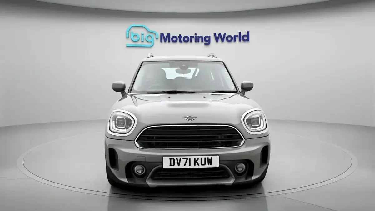 Begagnad Mini Cooper Countryman Classic 2021 Grå SUV