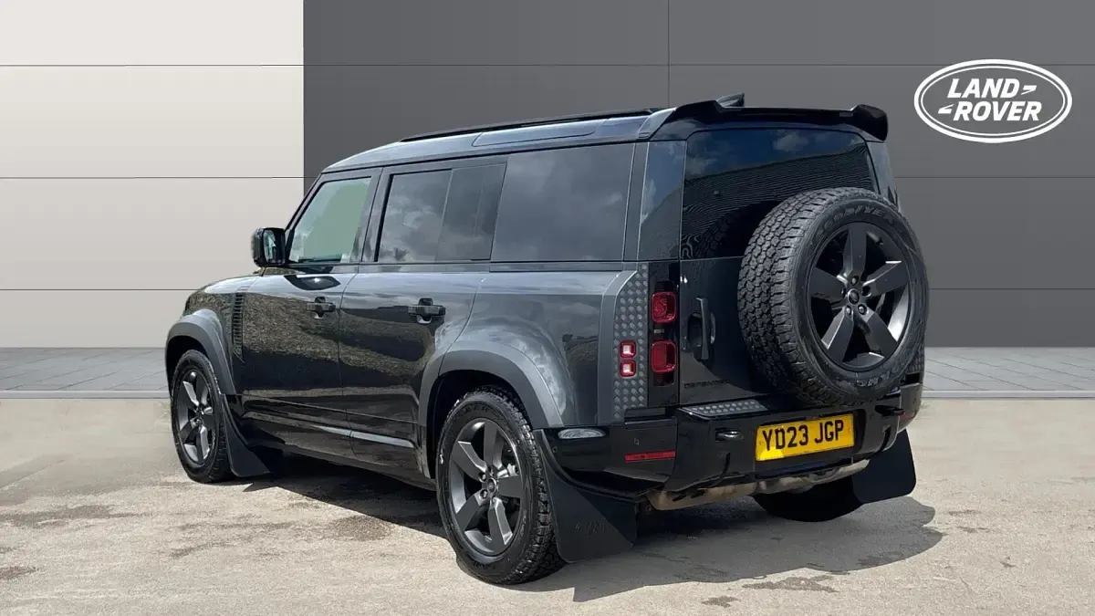 Usado Land Rover Defender HSE Dynamic 300 CV (220 kW) 2023 SUV