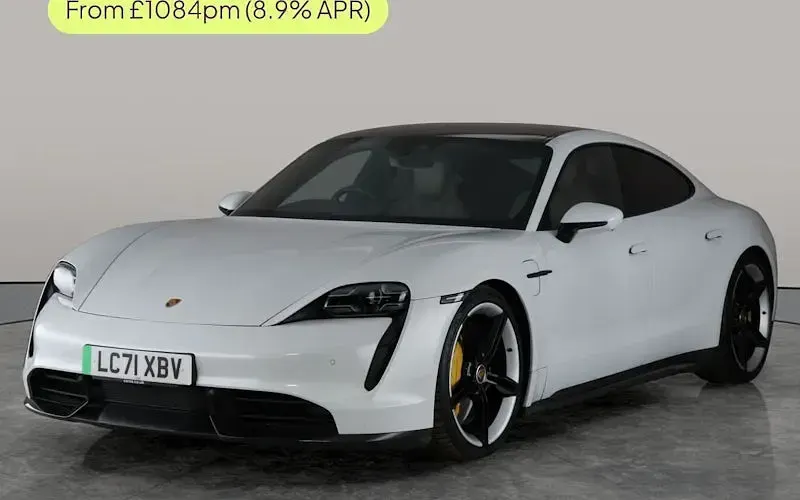 Usado Porsche Taycan 559 kW (761 HP) 2023 Sedan