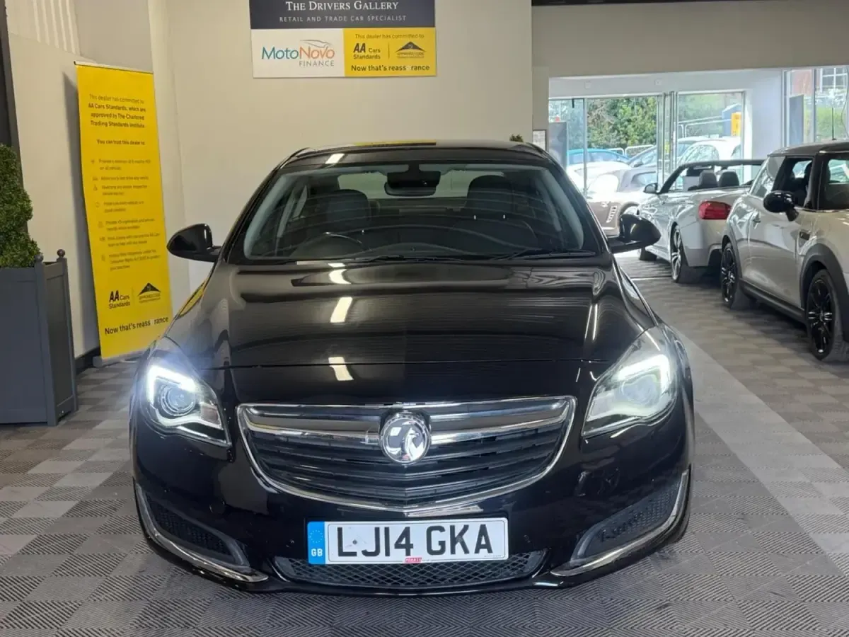 Używany Vauxhall Insignia S 163 KM (119 kW) 2014 Czarny Sedan/Limuzyna