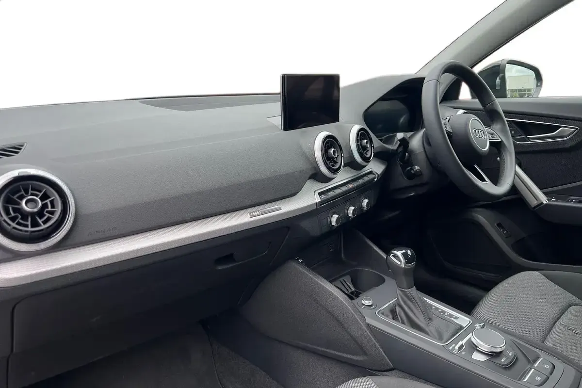 Used Audi Q2 Sport 150 HP (110 kW) 2024 Black SUV