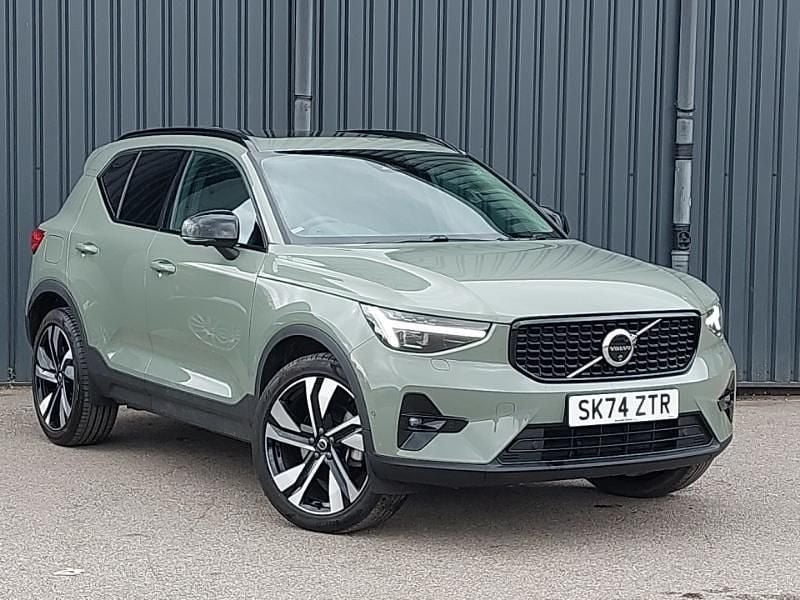 Green Used 2024 Volvo XC40 Ultra SUV | £38,298 (Expensive) - Image 1/4