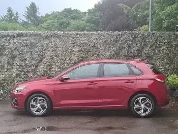 Used Hyundai i30 SE 120 HP (88 kW) 2023 Red Hatchback
