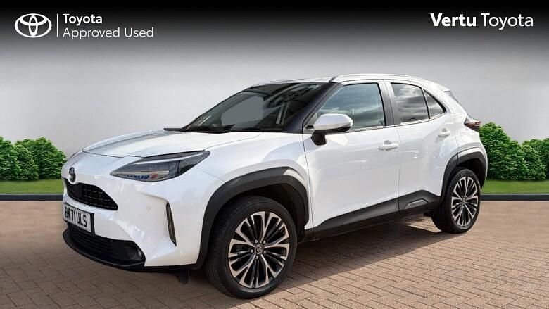 Used Toyota Yaris Hybrid 116 HP (85 kW) 2022 Estate