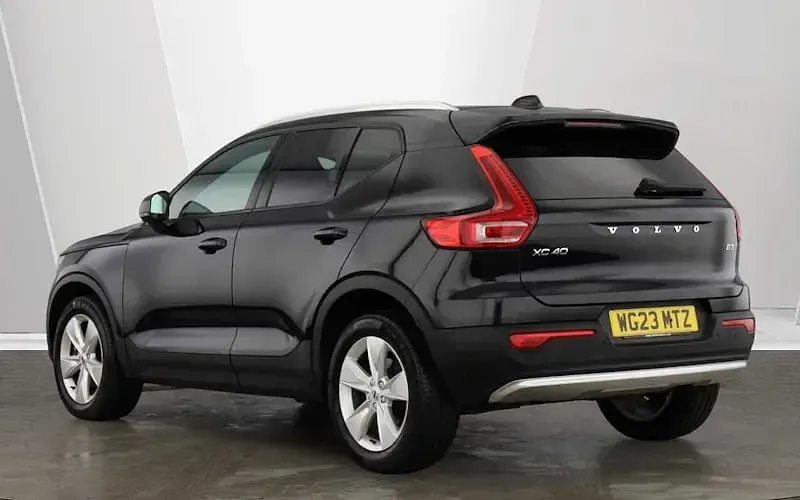 Used Volvo XC40 Core 163 HP (119 kW) 2026 SUV