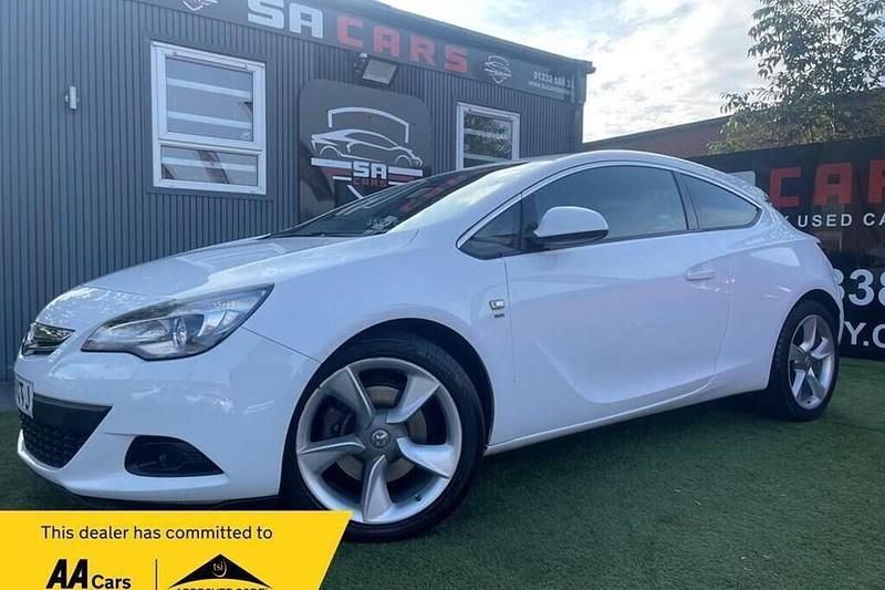 Used 2015 Vauxhall Astra GTC SRi Coupe | £3,995 (Fair price) - Image 1/1