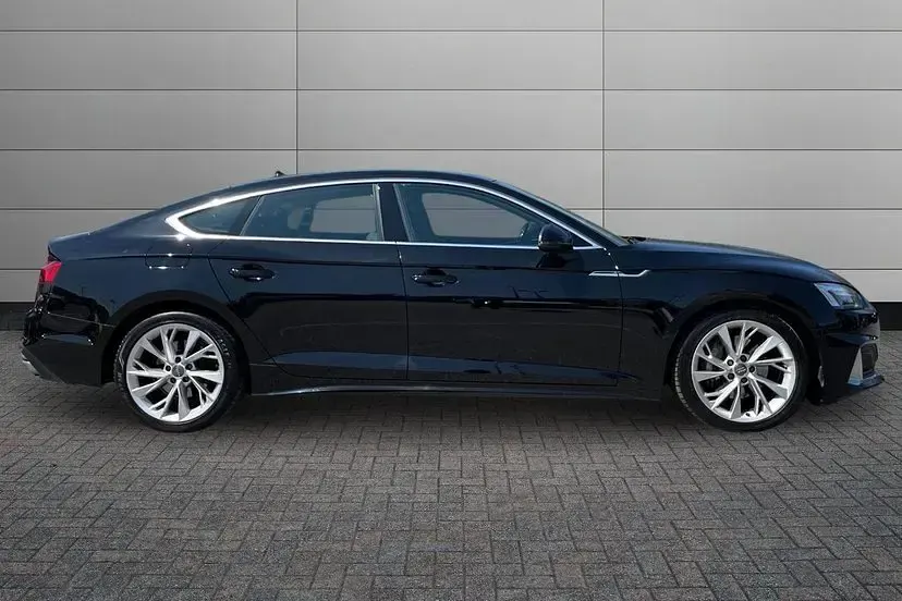 Used Audi A5 Sportback Sport 201 HP (147 kW) 2021 Black Hatchback