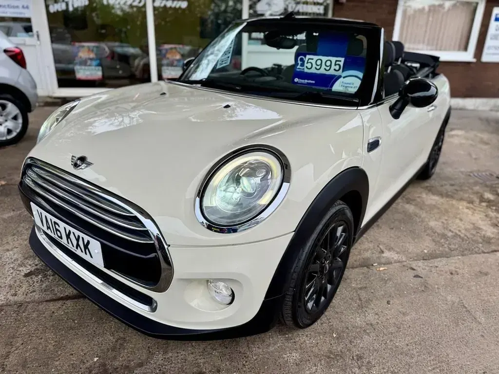 Used Mini Cooper Cabriolet 136 HP (100 kW) 2016 White Cabriolet