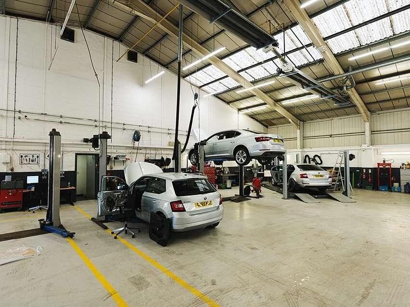 Used Seat Ateca SE Technology 108 HP (79 kW) 2023 White SUV