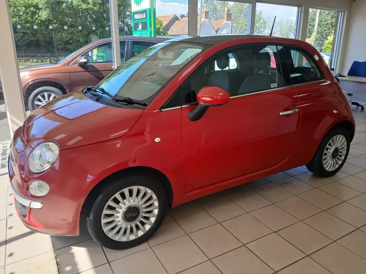 Used Fiat 500 Lounge 69 HP (50 kW) 2012 Red Hatchback