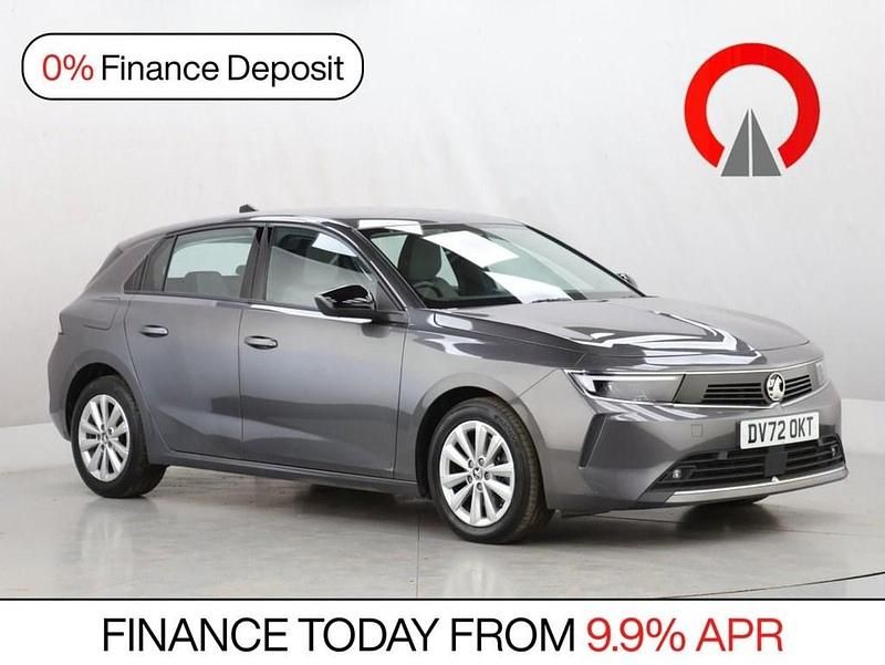 Used Vauxhall Astra Design Edition 130 HP (95 kW) 2022 Grey Hatchback