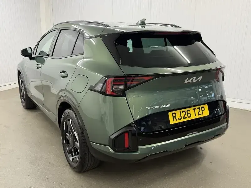 New Kia Sportage GT-Line 147 HP (108 kW) 2026 Green SUV