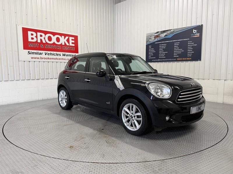 Used Mini Cooper 2014 Black Hatchback