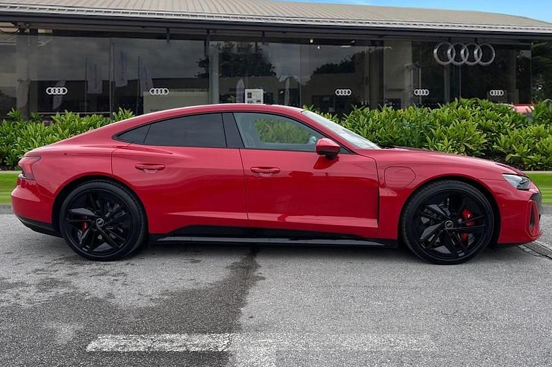 Used Audi e-tron GT quattro Comfort 500 kW (680 HP) 2025 Red Sedan