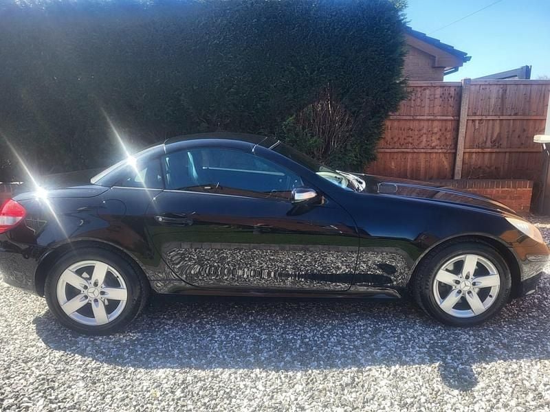 Black Used 2006 Mercedes SLK280 Cabriolet | £2,995 (Super price) - Image 1/4