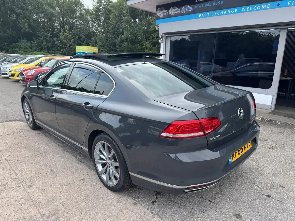 Used VW Passat R-line 147 HP (108 kW) 2016 Grey Sedan