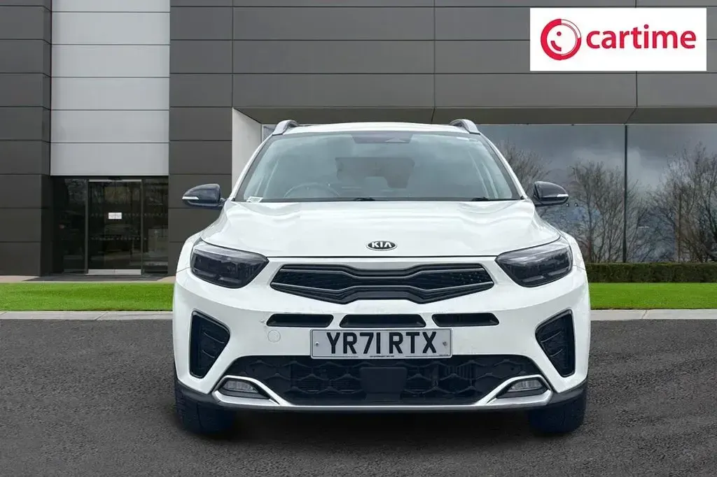 Used Kia Stonic GT-Line 118 HP (86 kW) 2021 White SUV