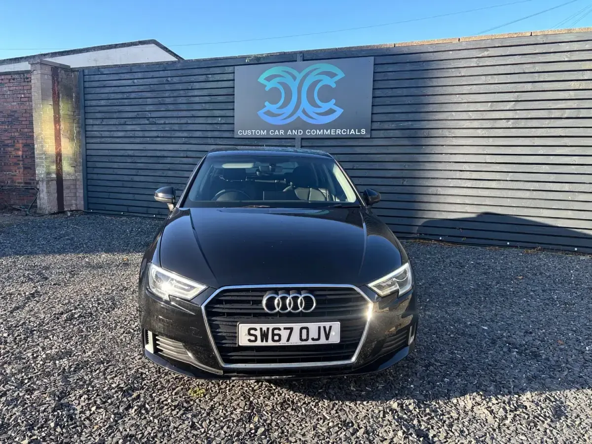 Używany Audi A3 Sport 150 KM (110 kW) 2018 Czarny Sedan/Limuzyna
