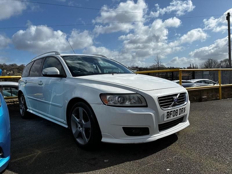 Used Volvo V50 SE 136 HP (100 kW) 2008 White Estate