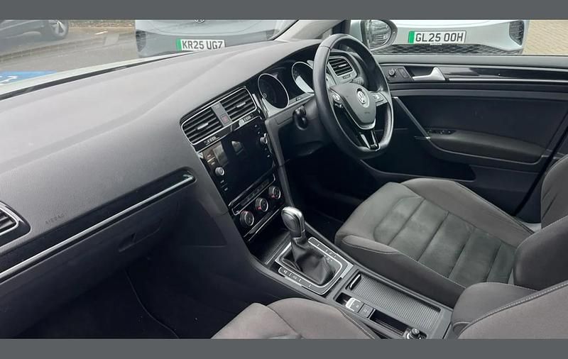 Used VW Golf VII GT 130 HP (95 kW) 2019 Silver Hatchback